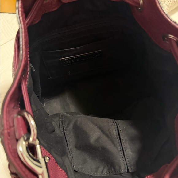 Rebecca Minkoff Pebbled Burgundy Leather Shoulder/Crossbody Bucket Bag EUC - Picture 5 of 13